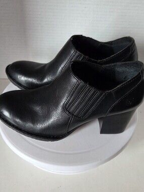 Born Breckin Black Leather Booties Size 7.5 Or 38.5